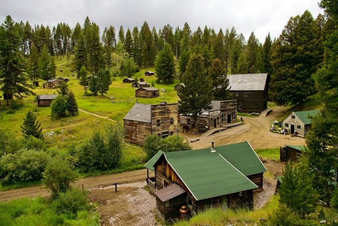 Visit the USA: Explore Abandoned Ghost Towns in 5 U.S. States